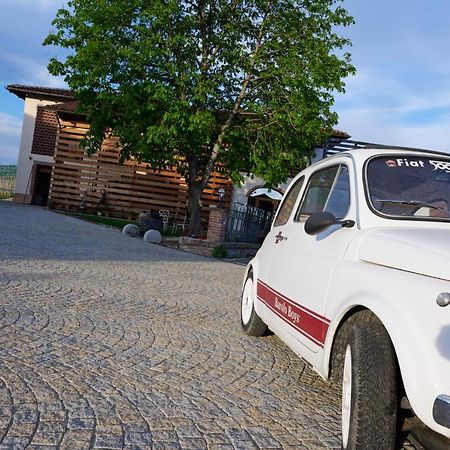 Agriturismo Cascina Sciulun Hostal Monforte dʼAlba Exterior foto