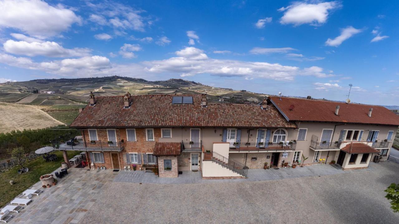 Agriturismo Cascina Sciulun Monforte dʼAlba Exterior foto