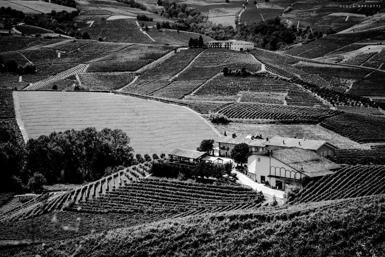 Agriturismo Cascina Sciulun Monforte dʼAlba Exterior foto